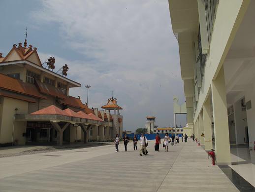 廈門到德宏州物流專線_廈門至德宏州物流公司_廈門到德宏州貨運(yùn)專線 廈門到德宏州物流專線_廈門至德宏州物流公司_廈門到德宏州貨運(yùn)專線